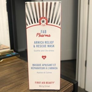 First Aid Beauty Arnica Relief & Rescue Mask